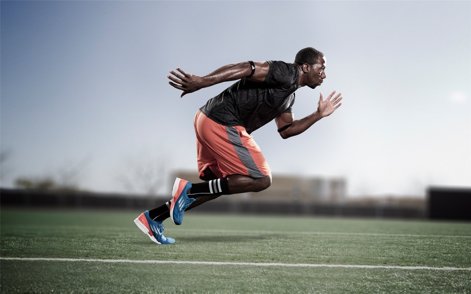 乔纳·隆戈:从草地到光辉,成为全黑队的传奇标杆,乔纳森百科